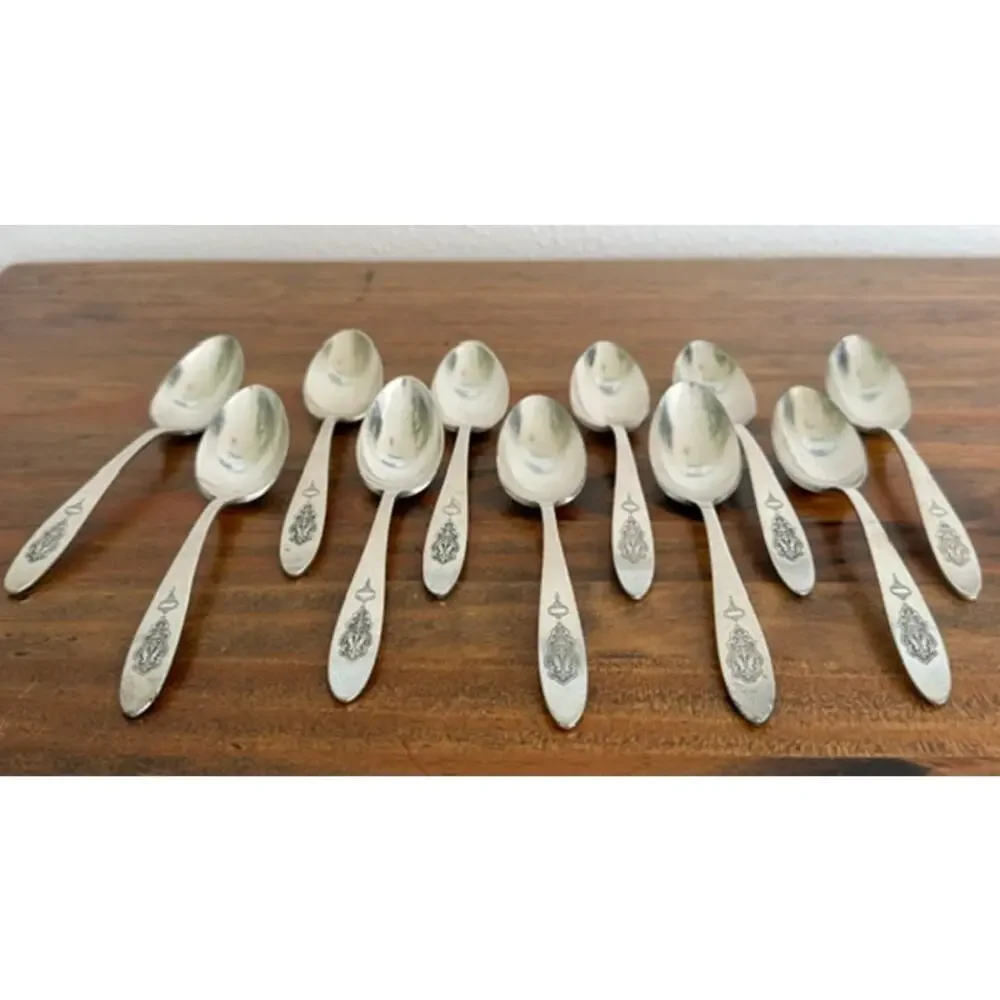 Oneida Community Silverplated Birds of Paradise 1923 Set of 11 Teaspoons